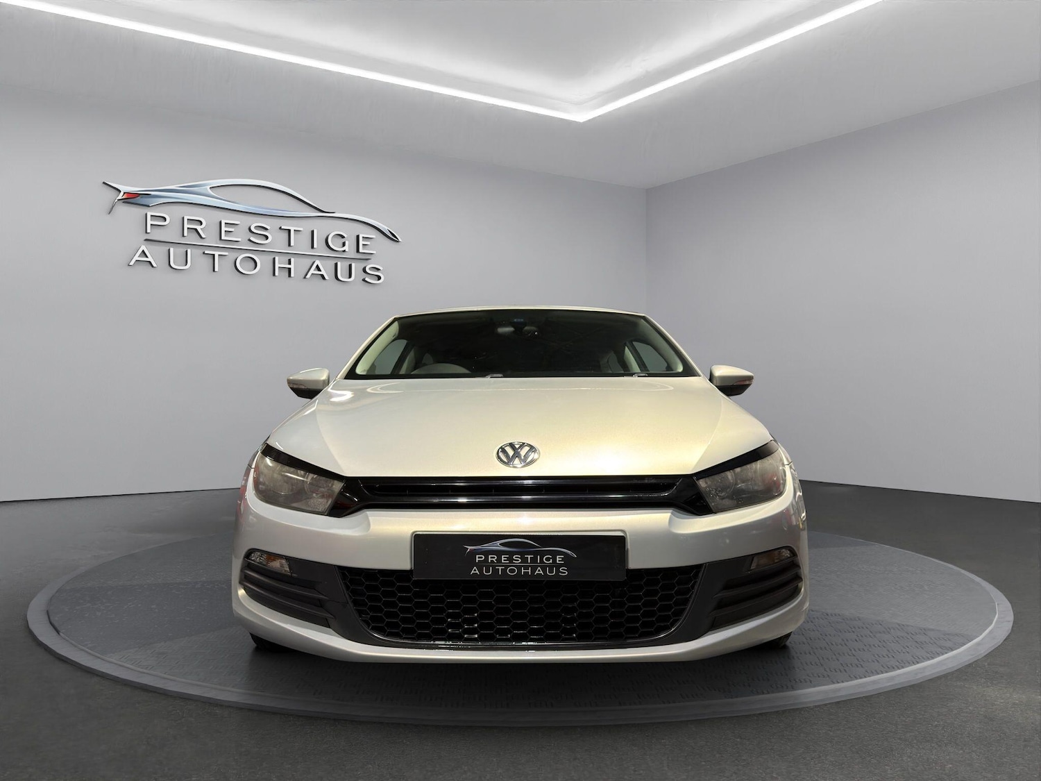 Used Volkswagen Scirocco 2011 for sale - 76635934: Photo 8