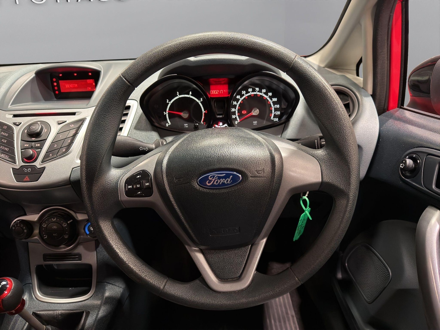 Used Ford Fiesta 2010 for sale - 76390292: Photo 14