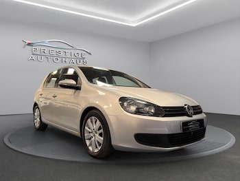 Used Volkswagen Golf 2010 for sale - 76273775: Photo