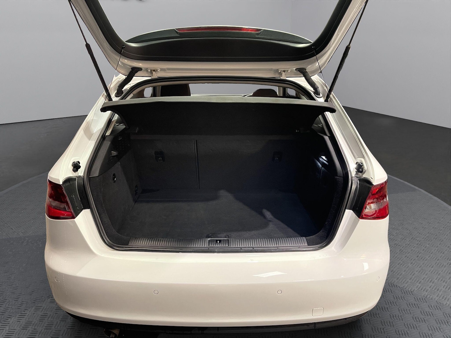 Used Audi A3 2016 for sale - 76830822: Photo 11