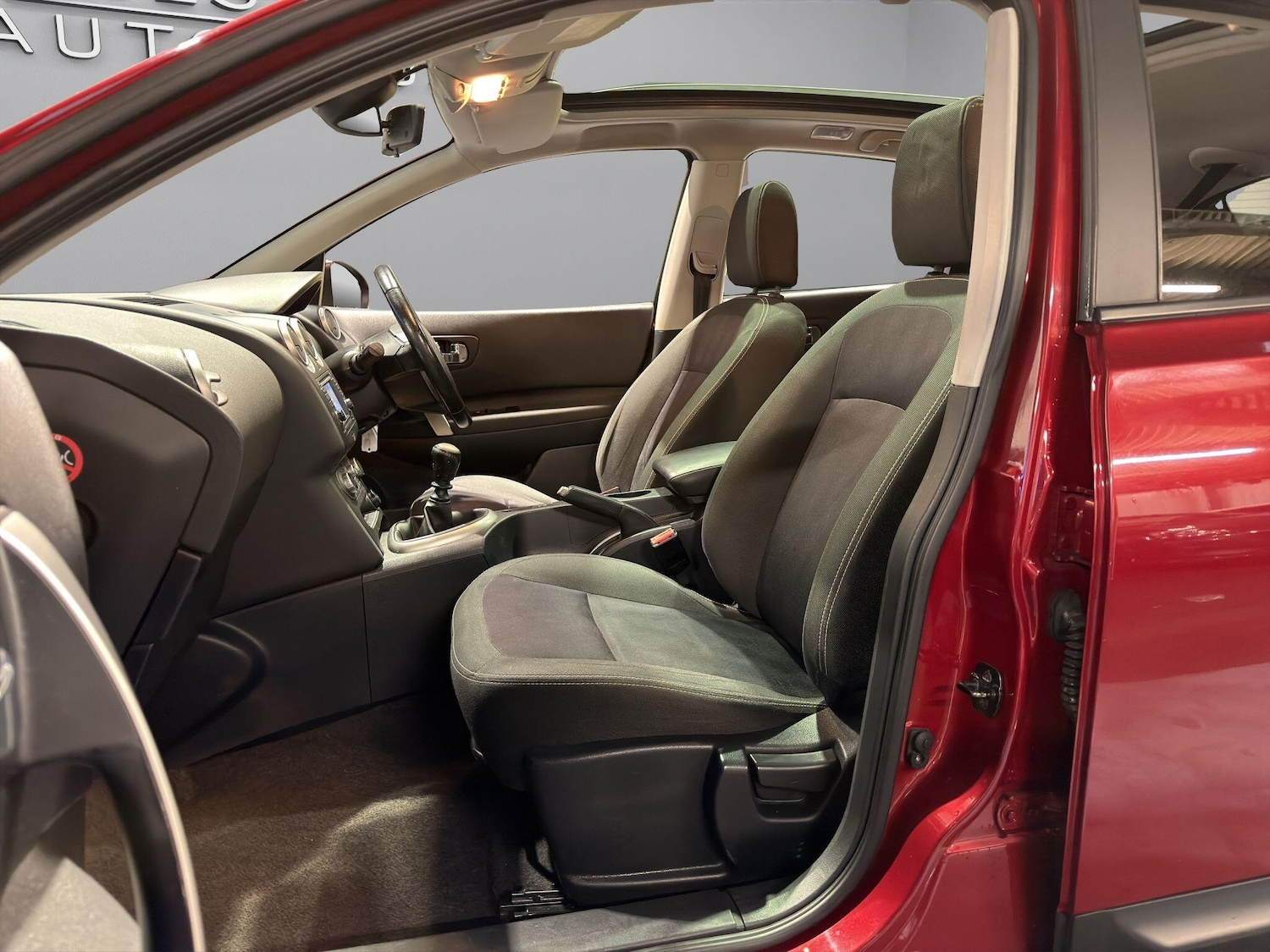 Used Nissan Qashqai 2013 for sale - 76487305: Photo 12