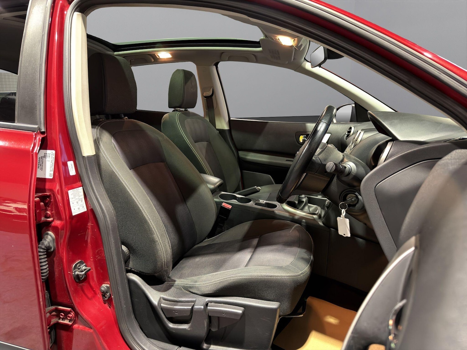 Used Nissan Qashqai 2013 for sale - 76487305: Photo 9