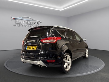 Used Ford Kuga 2016 for sale - 76685541: Photo