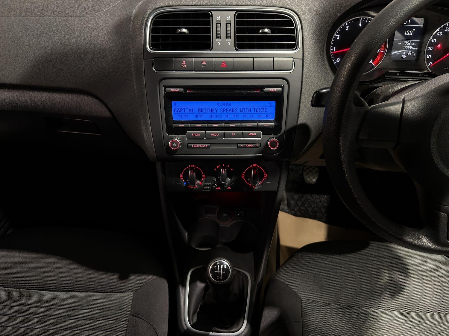 Used Volkswagen Polo 2011 for sale - 76581267: Photo 16