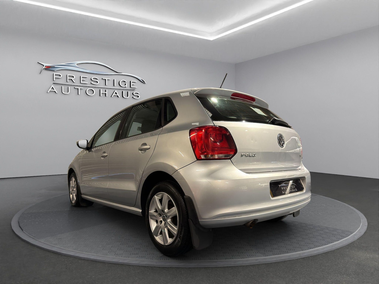 Used Volkswagen Polo 2011 for sale - 76581267: Photo 5