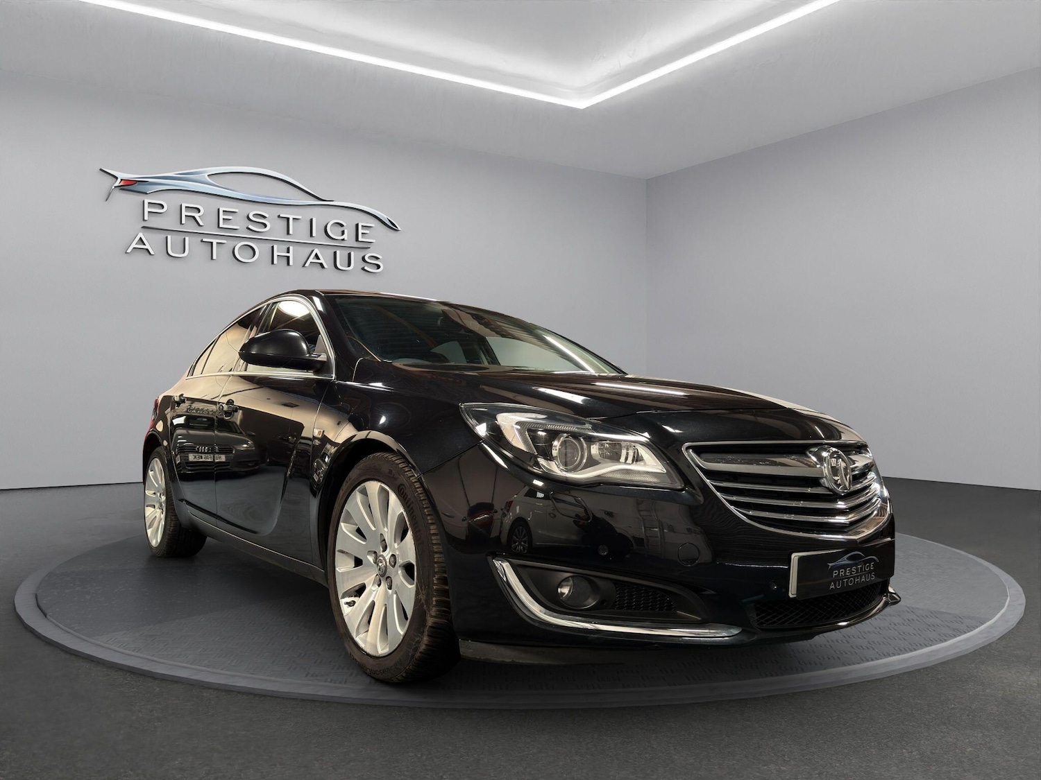 Used Vauxhall Insignia 2015 for sale - 76495814: Photo 1