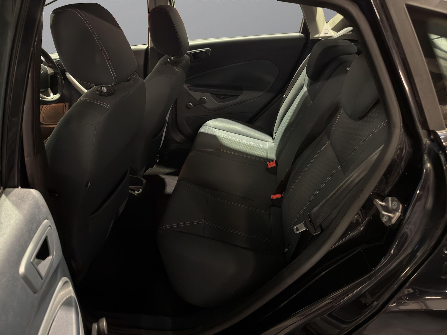 Used Ford Fiesta 2011 for sale - 76836508: Photo 13