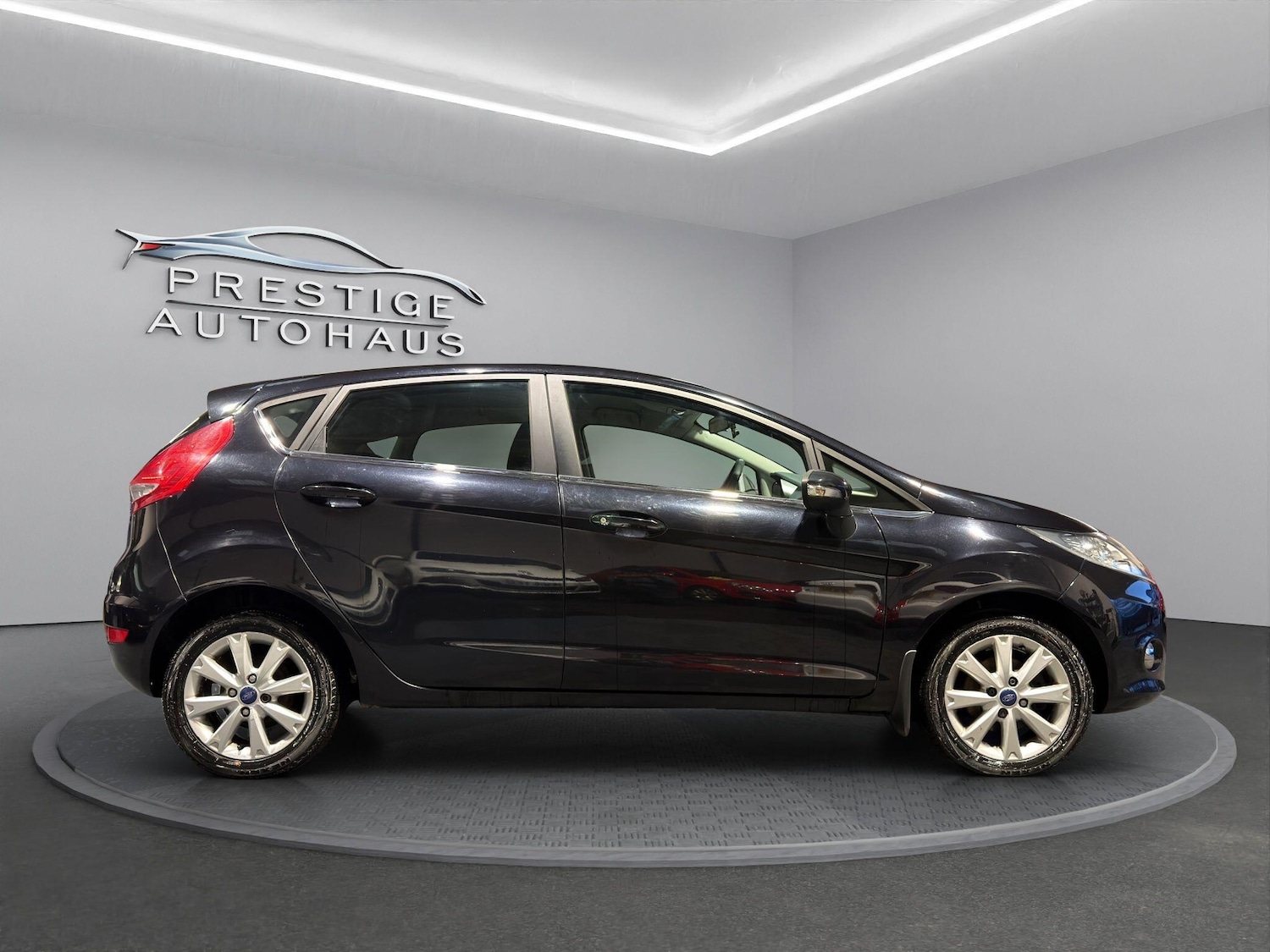 Used Ford Fiesta 2011 for sale - 76836508: Photo 2
