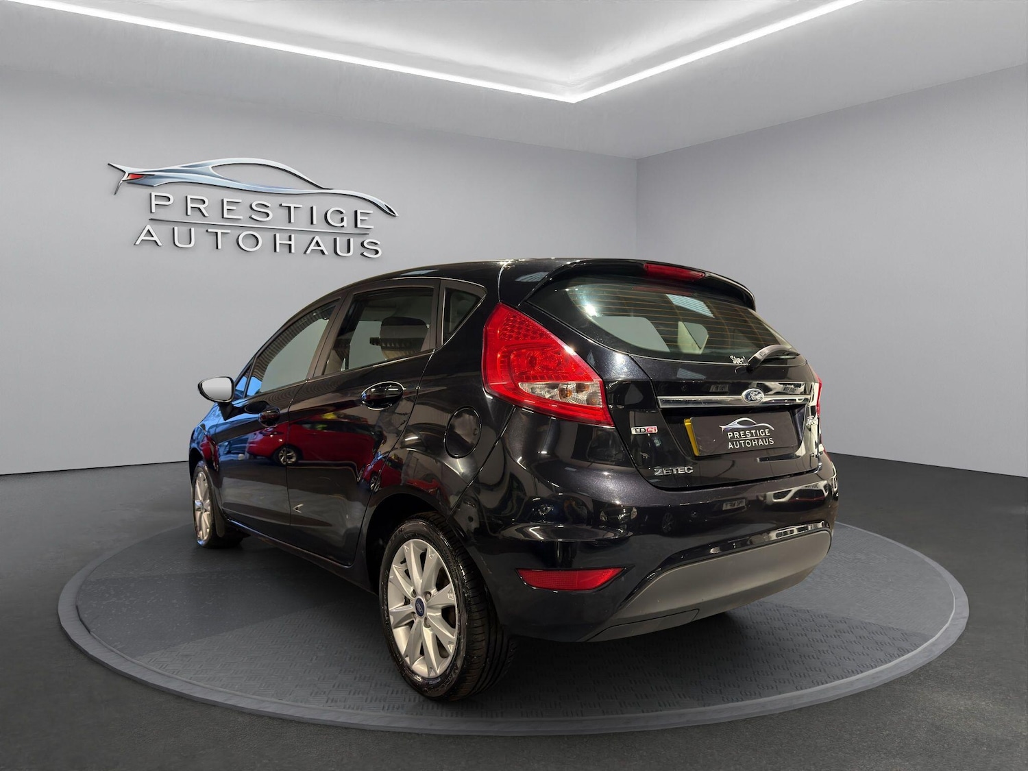 Used Ford Fiesta 2011 for sale - 76836508: Photo 5