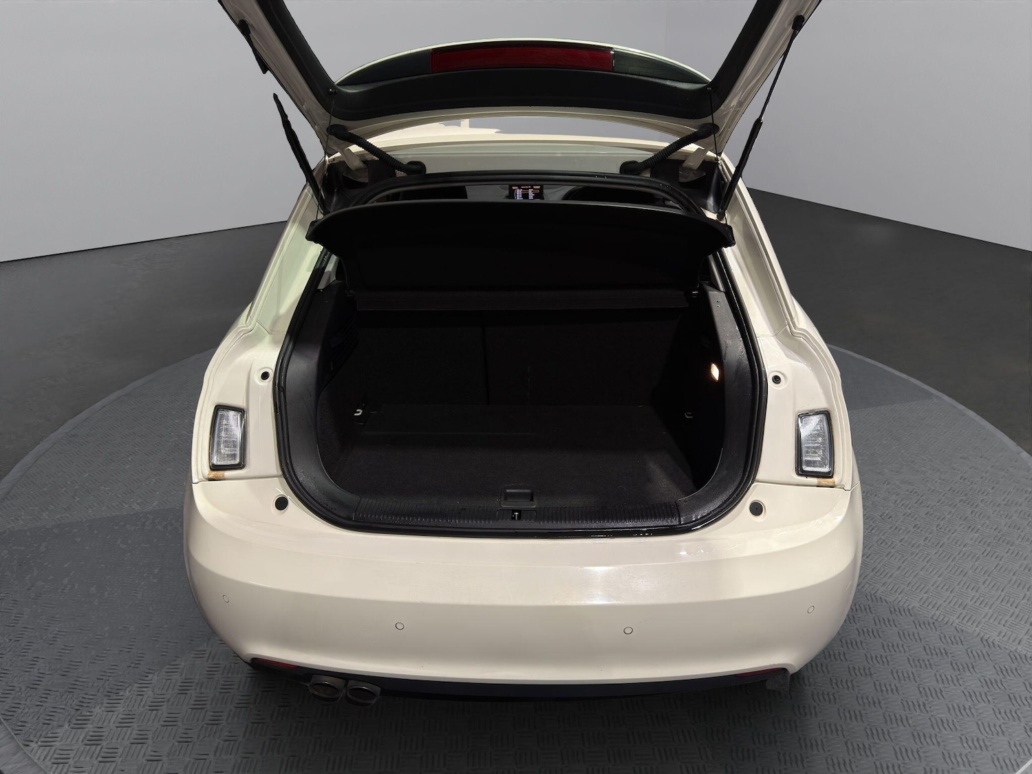 Used Audi A1 2013 for sale - 76635938: Photo 11