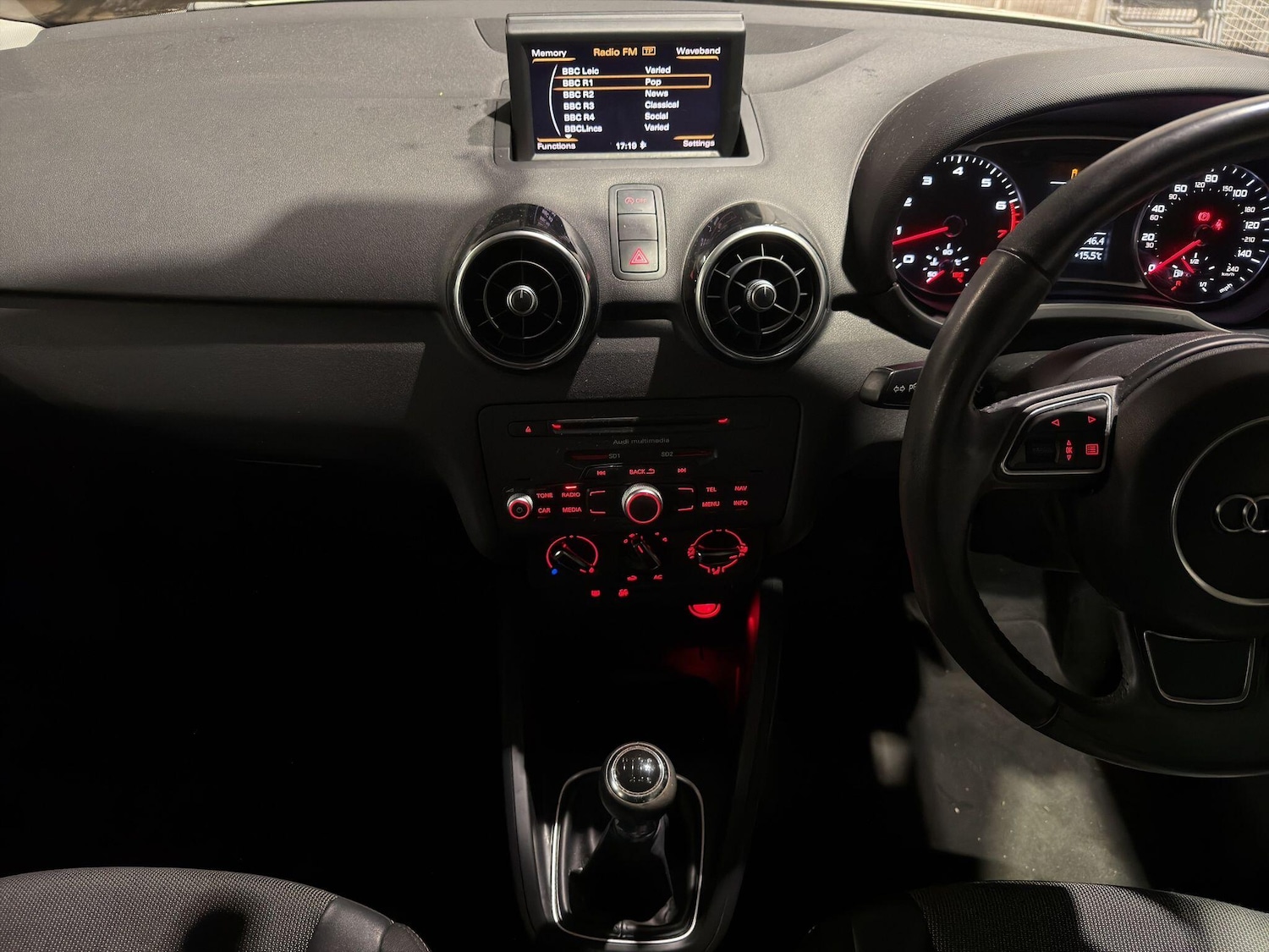 Used Audi A1 2013 for sale - 76635938: Photo 16