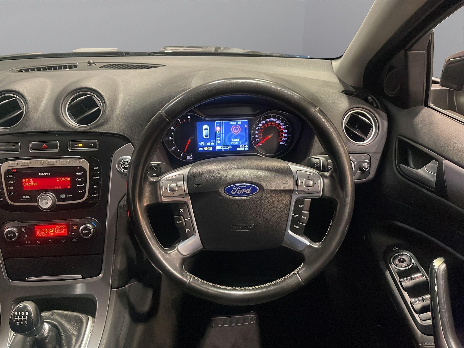 Used Ford Mondeo 2011 for sale - 76717621: Photo 15