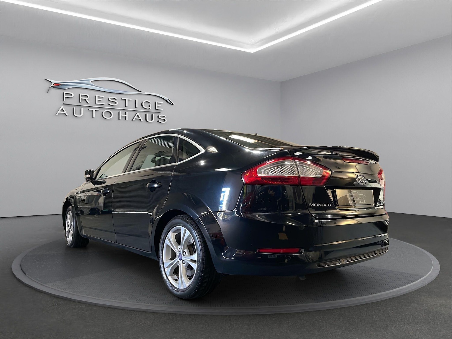 Used Ford Mondeo 2011 for sale - 76717621: Photo 5