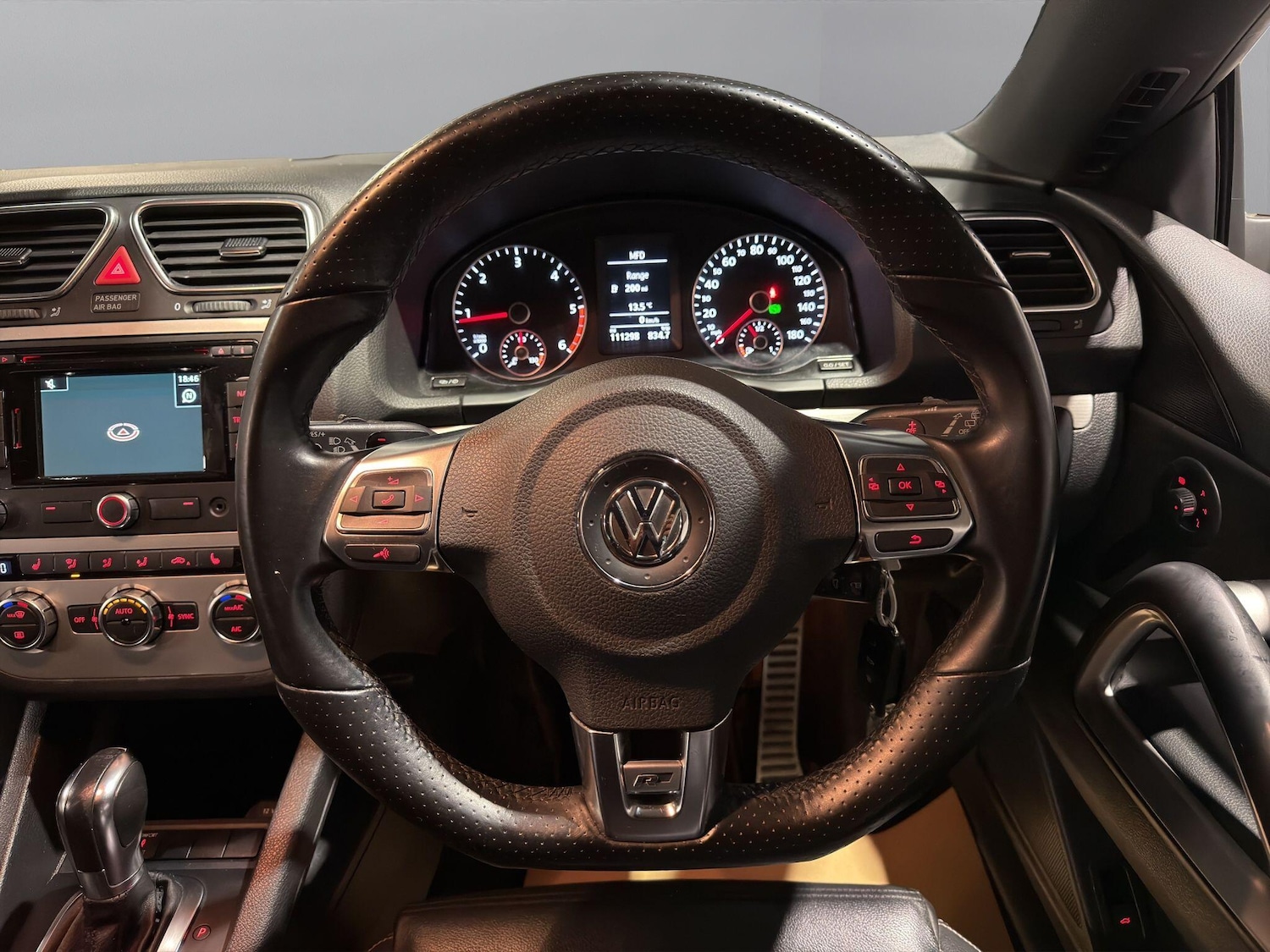 Used Volkswagen Scirocco 2014 for sale - 76520296: Photo 15