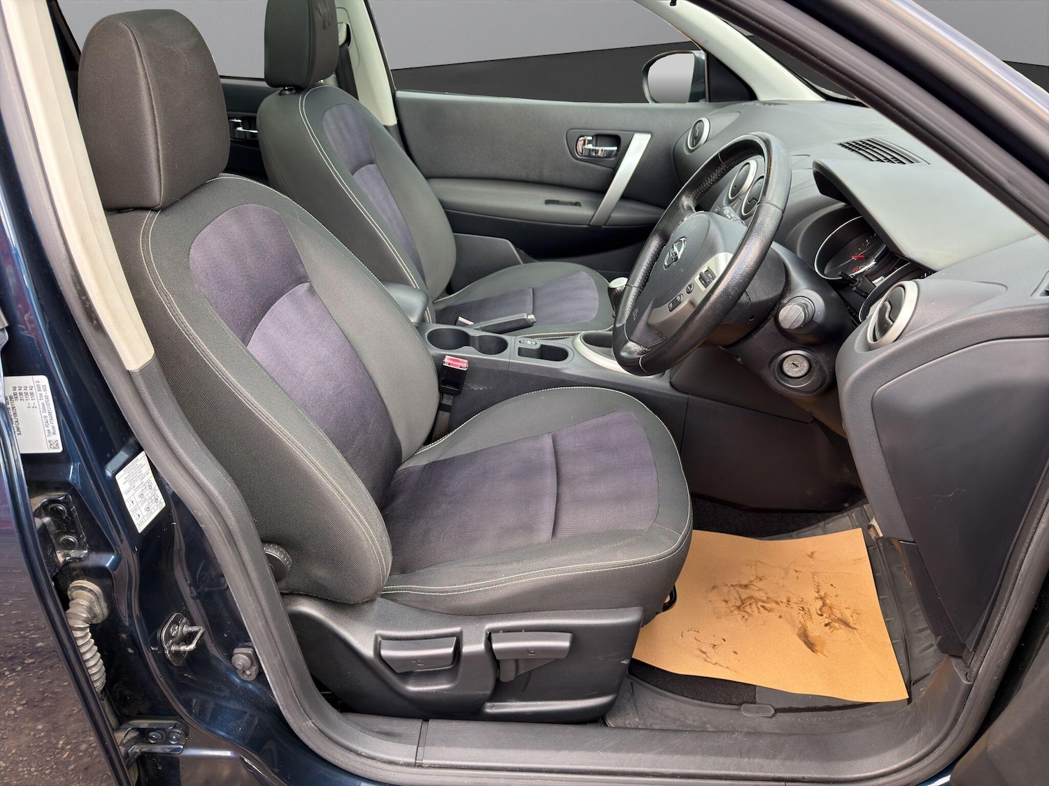 Used Nissan Qashqai 2012 for sale - 76410429: Photo 9