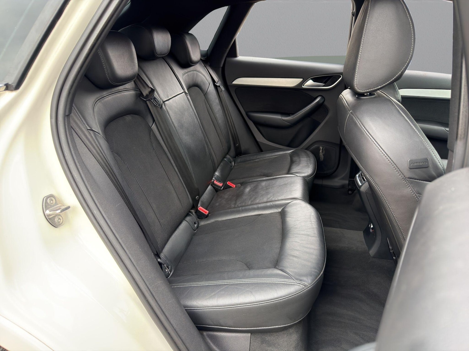 Used Audi Q3 2013 for sale - 76380237: Photo 7