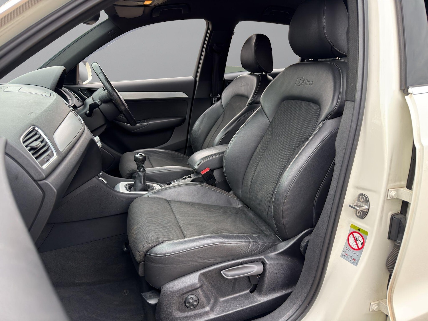 Used Audi Q3 2013 for sale - 76380237: Photo 8