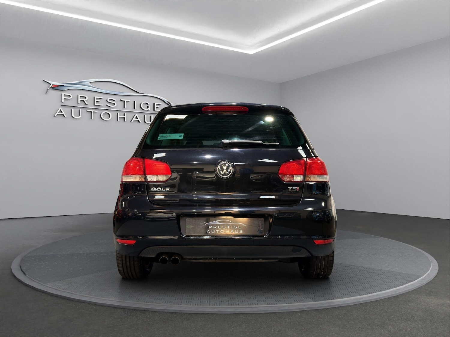 Used Volkswagen Golf 2010 for sale - 76704594: Photo 4