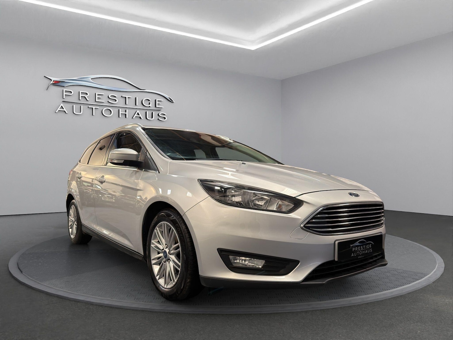 Used Ford Focus 2017 for sale - 76501185: Photo 1