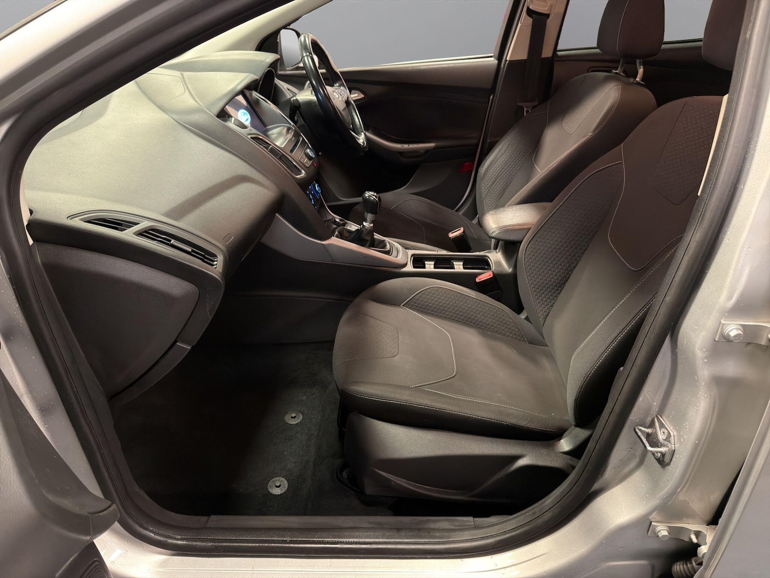 Used Ford Focus 2017 for sale - 76501185: Photo 12