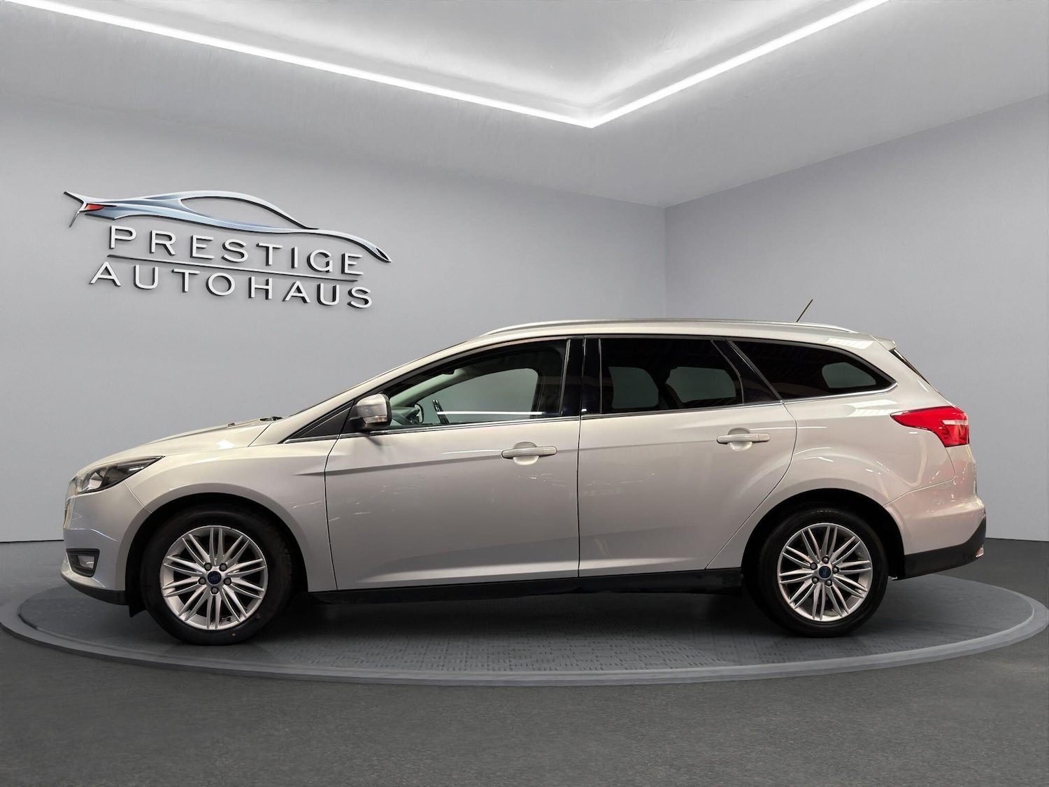 Used Ford Focus 2017 for sale - 76501185: Photo 6