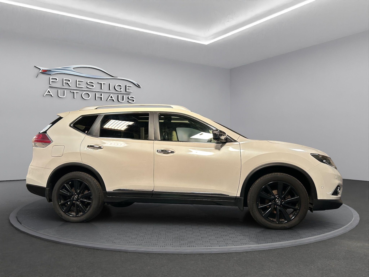 Used Nissan X-Trail 2015 for sale - 76581282: Photo 2