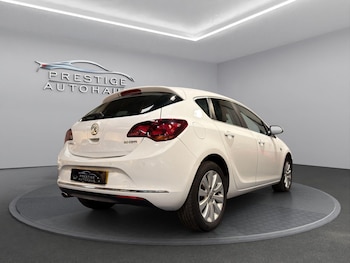 Used Vauxhall Astra 2014 for sale - 76273725: Photo