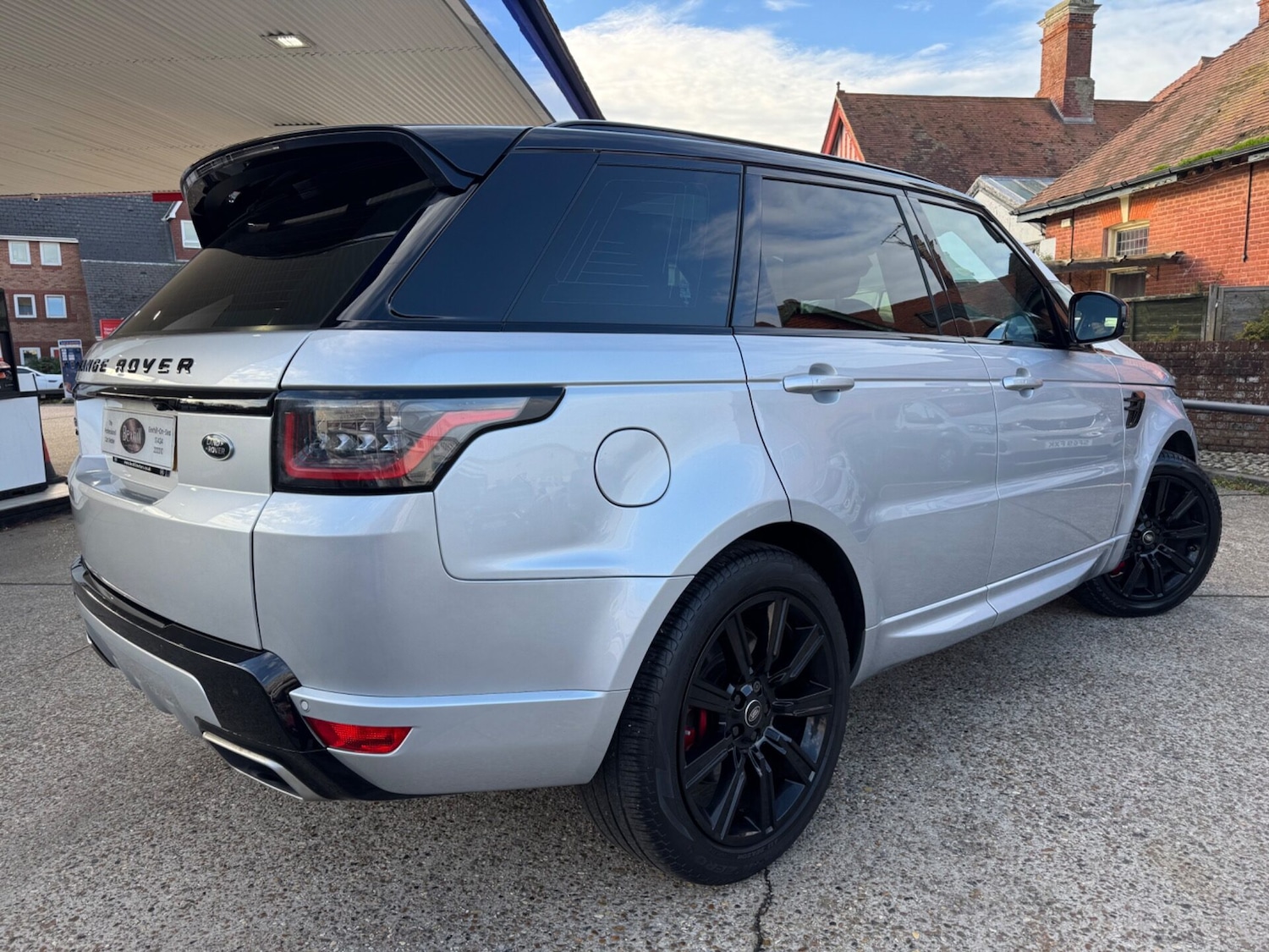 Used Land Rover Range Rover Sport 2020 for sale - 76346659: Photo 2