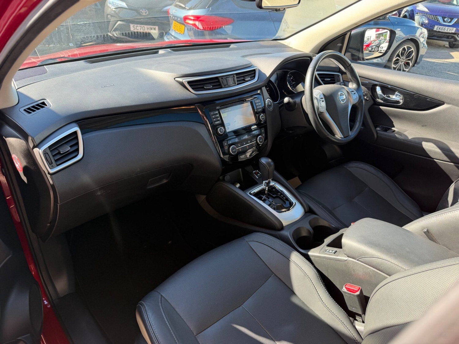 Used Nissan Qashqai 2017 for sale - 77666066: Photo 12