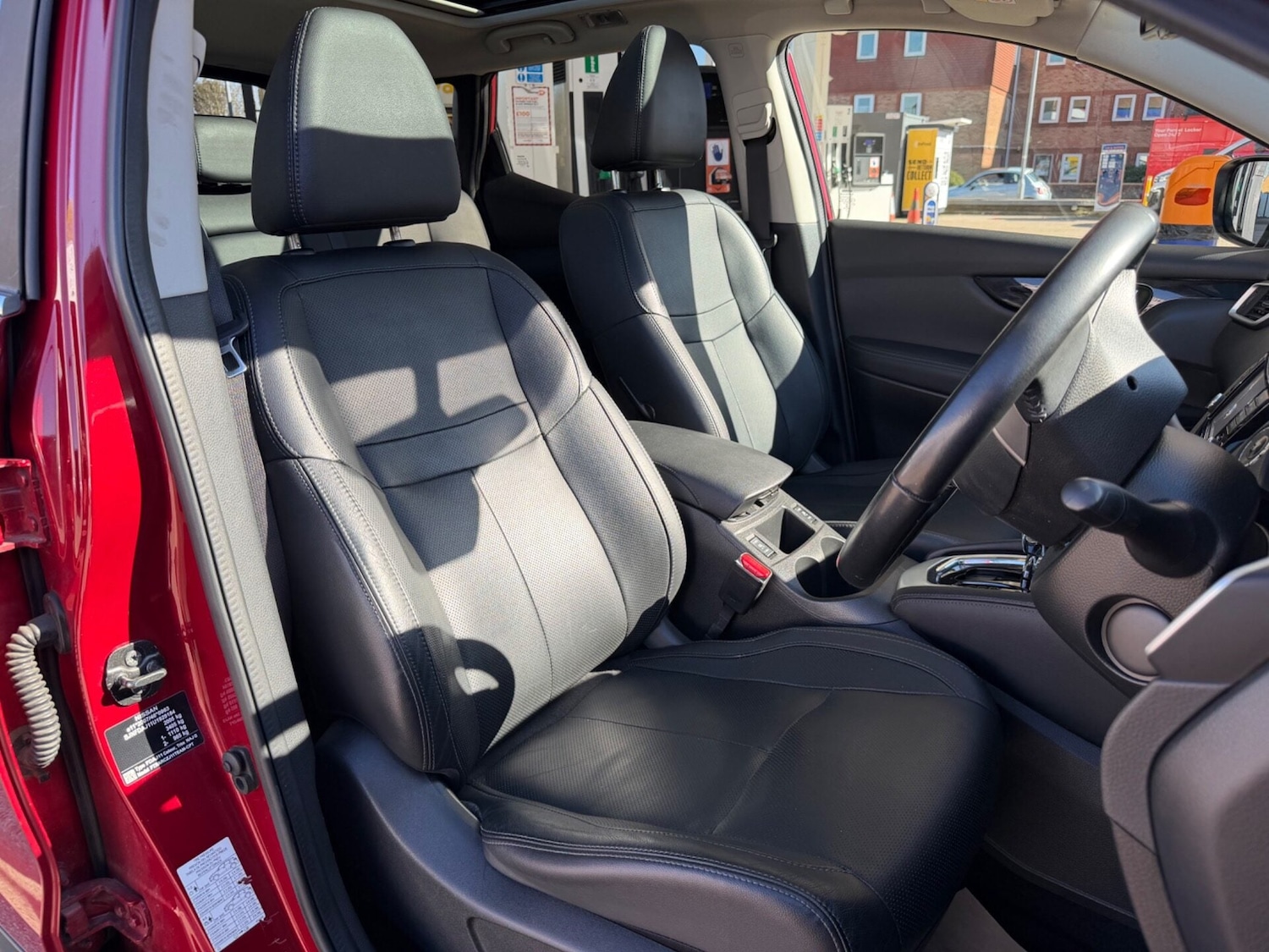 Used Nissan Qashqai 2017 for sale - 77666066: Photo 3