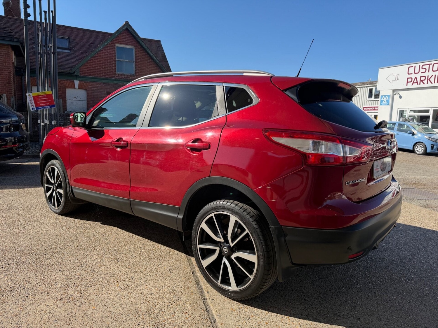 Used Nissan Qashqai 2017 for sale - 77666066: Photo 8