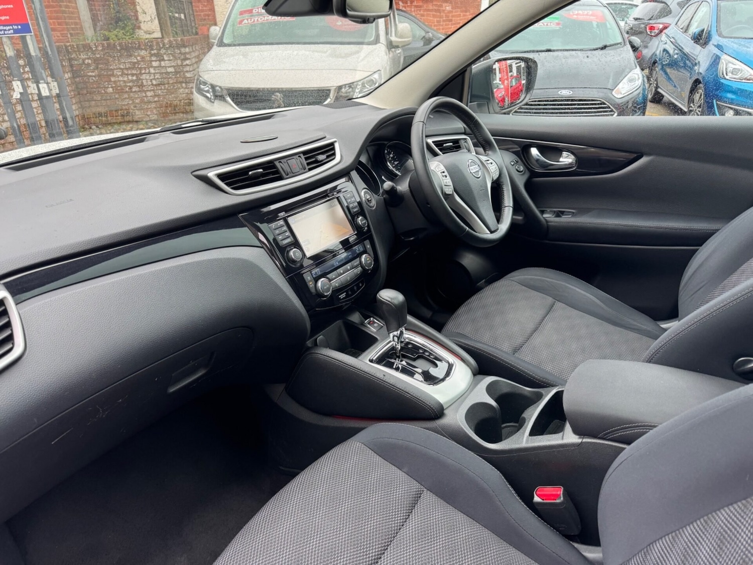 Used Nissan Qashqai 2014 for sale - 76275235: Photo 11