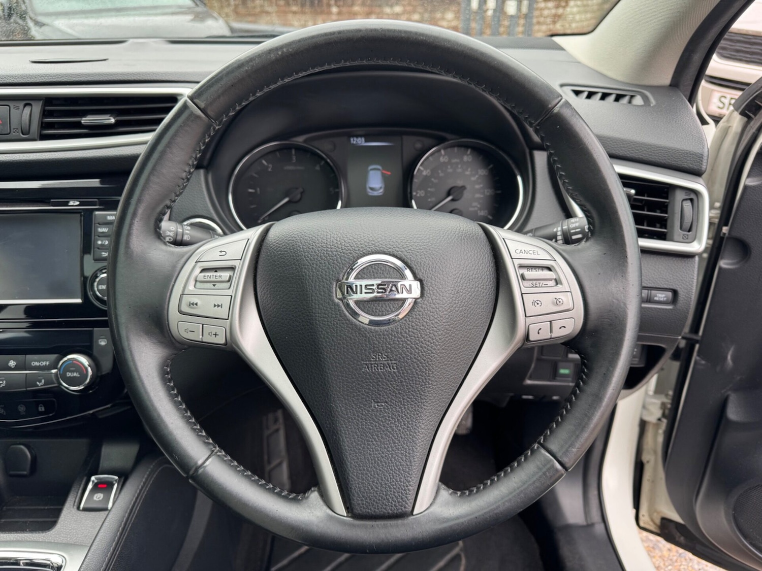 Used Nissan Qashqai 2014 for sale - 76275235: Photo 12