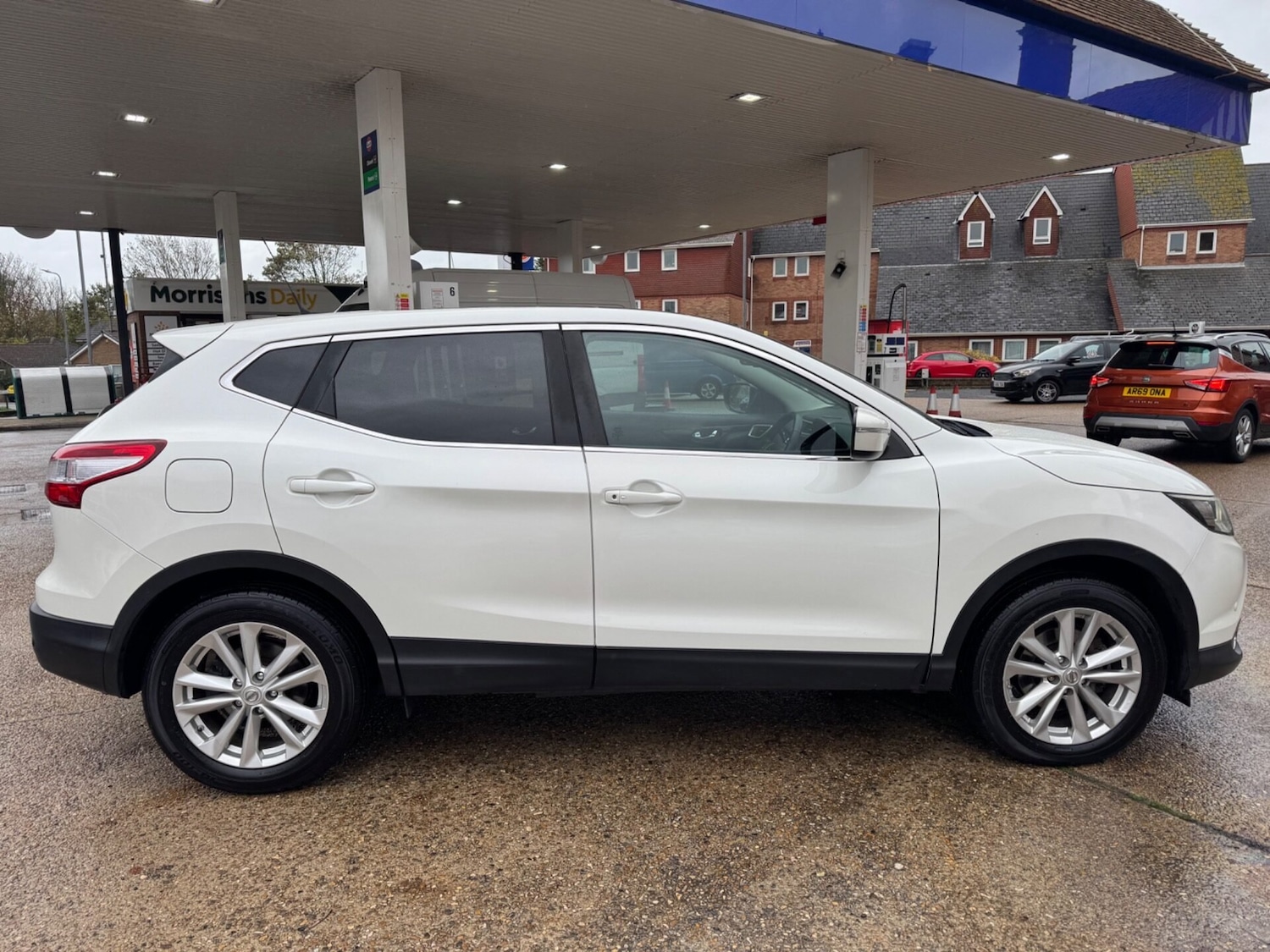 Used Nissan Qashqai 2014 for sale - 76275235: Photo 4