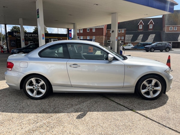 Used BMW 1 Series 2009 for sale - 76224480: Photo 8
