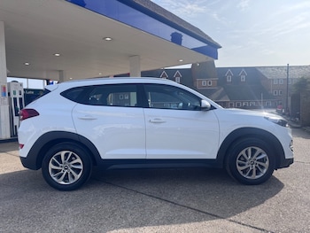 Used Hyundai TUCSON 2017 for sale - 77844839: Photo