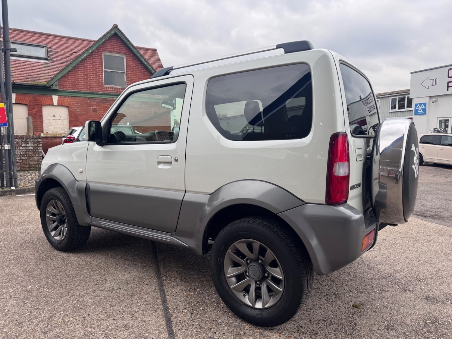Used Suzuki Jimny 2016 for sale - 77802311: Photo 7