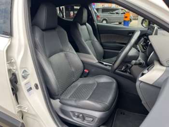 Used Toyota C-HR 2021 for sale - 75426746: Photo