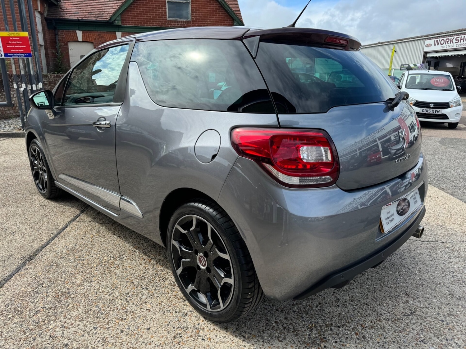 Used Citroen DS3 2011 for sale - 76334361: Photo 6