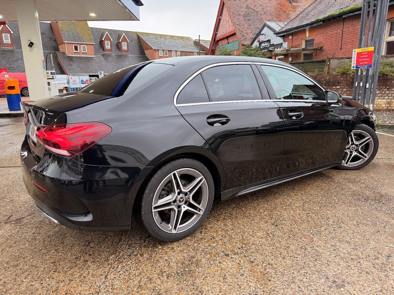 Used Mercedes-Benz A-Class 2019 for sale - 75425495: Photo 2