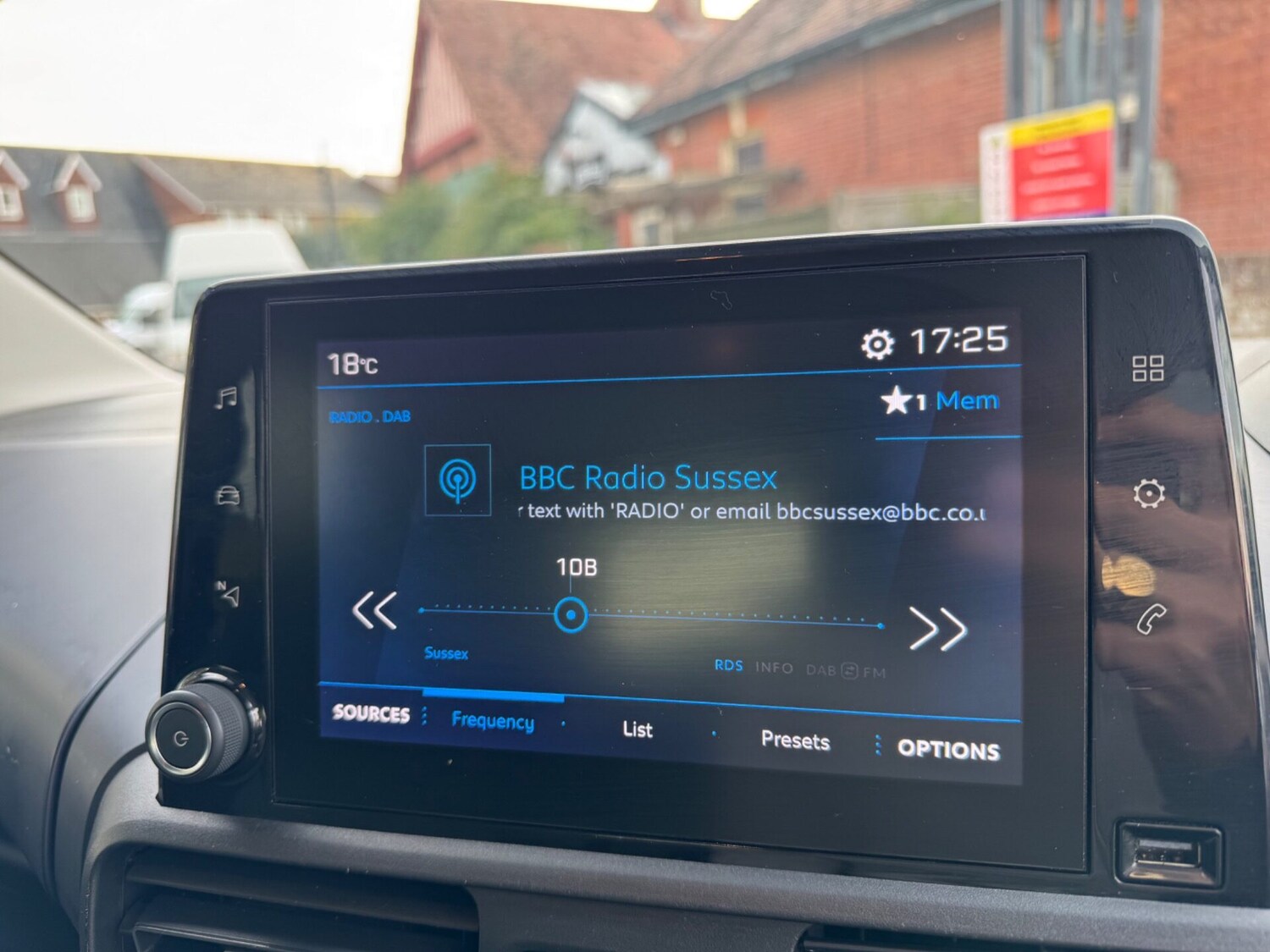 Used Peugeot Rifter 2019 for sale - 75968836: Photo 17