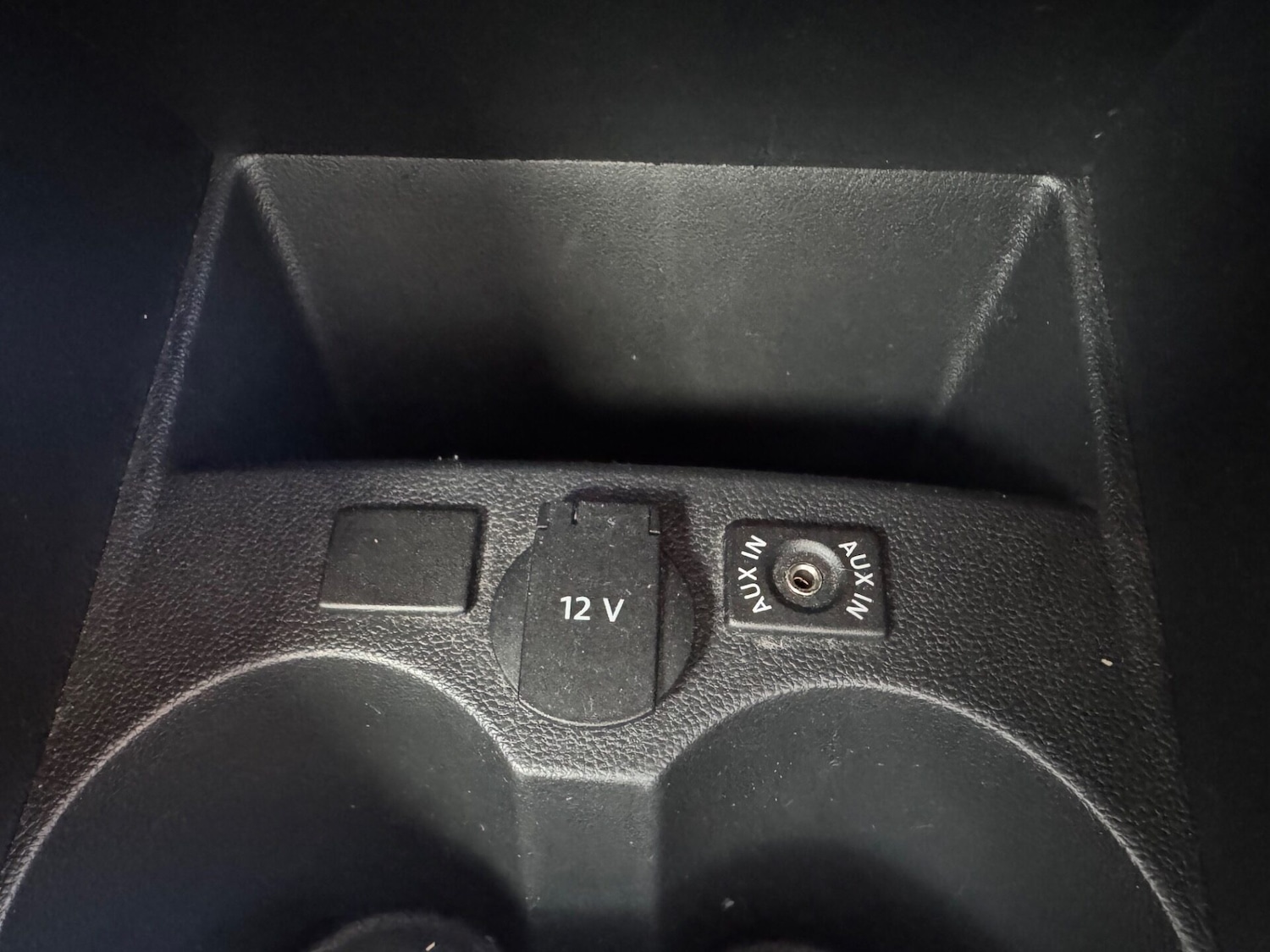 Used Volkswagen Polo 2011 for sale - 76334363: Photo 14