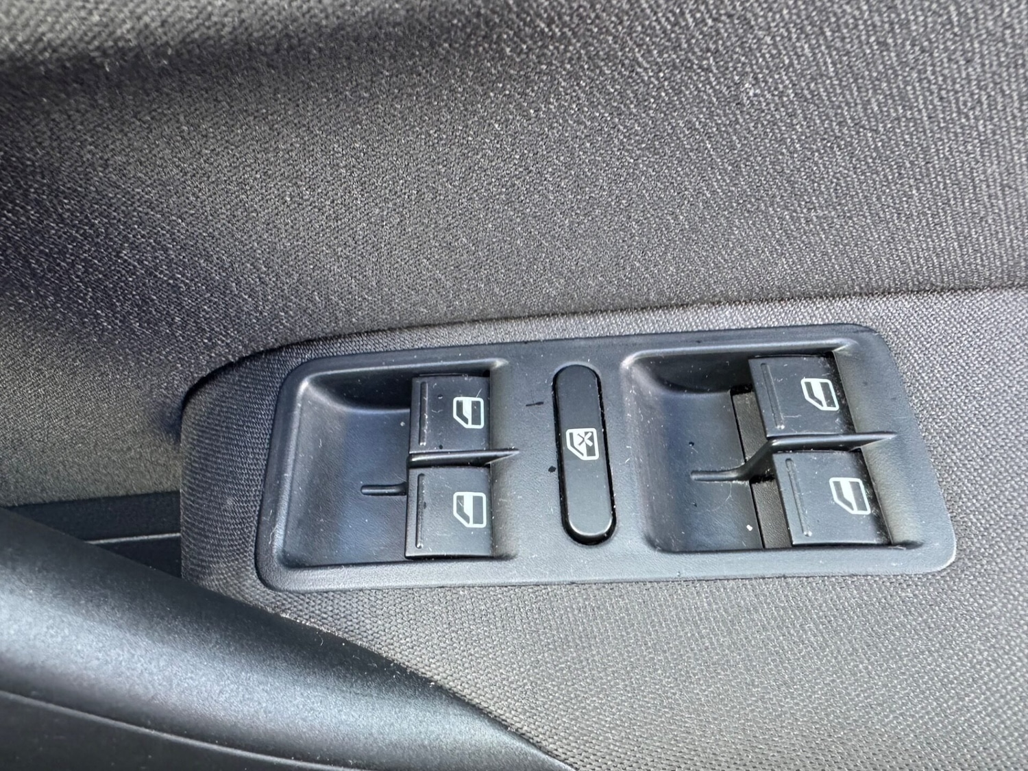 Used Volkswagen Polo 2011 for sale - 76334363: Photo 18