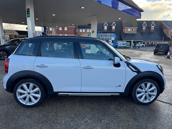 Used MINI Countryman 2017 for sale - 76558404: Photo