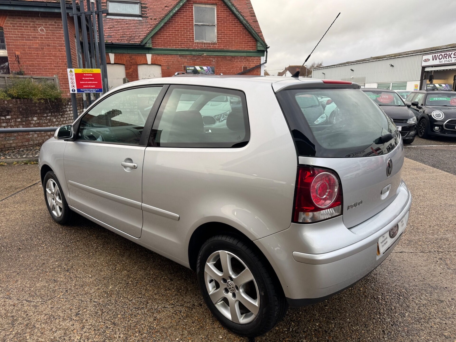 Used Volkswagen Polo 2009 for sale - 76453693: Photo 10