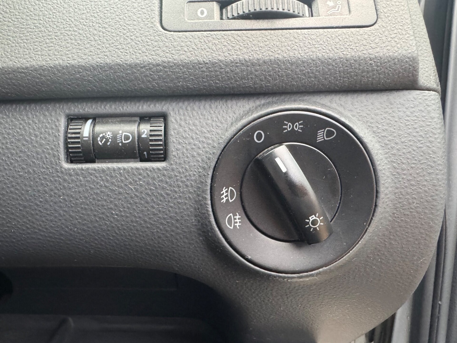 Used Volkswagen Polo 2009 for sale - 76453693: Photo 14