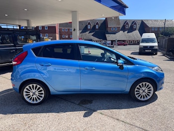 Used Ford Fiesta 2011 for sale - 78964778: Photo