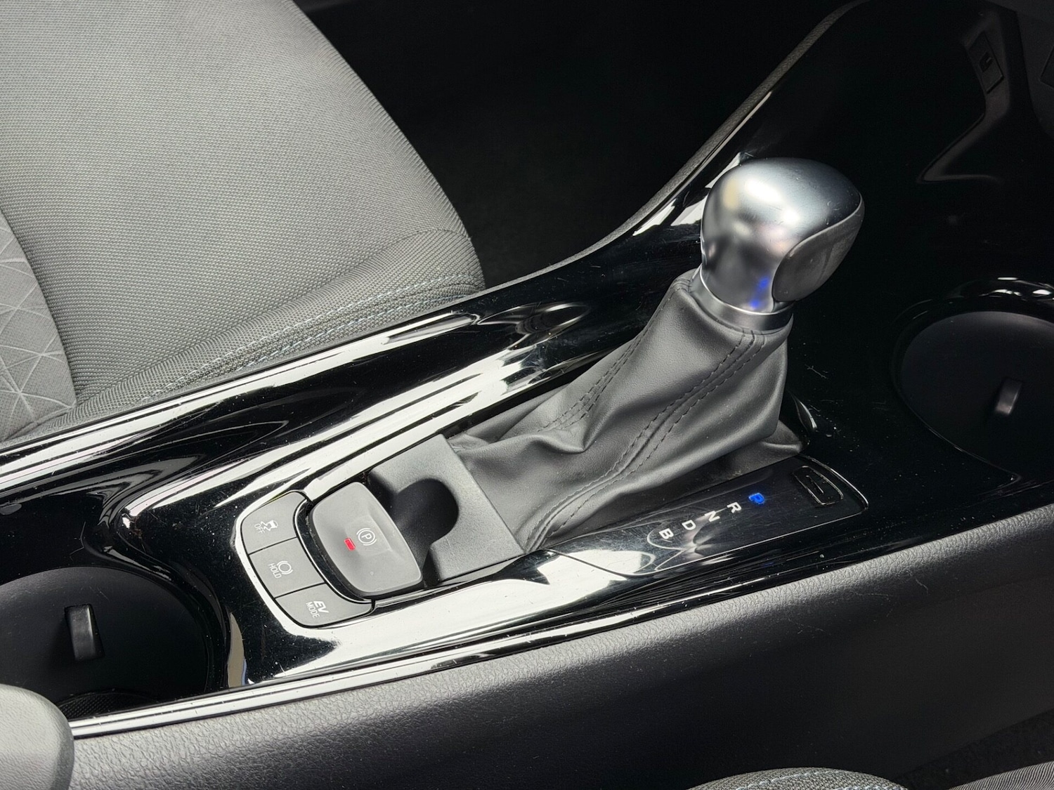 Used Toyota C-HR 2021 for sale - 77617974: Photo 28