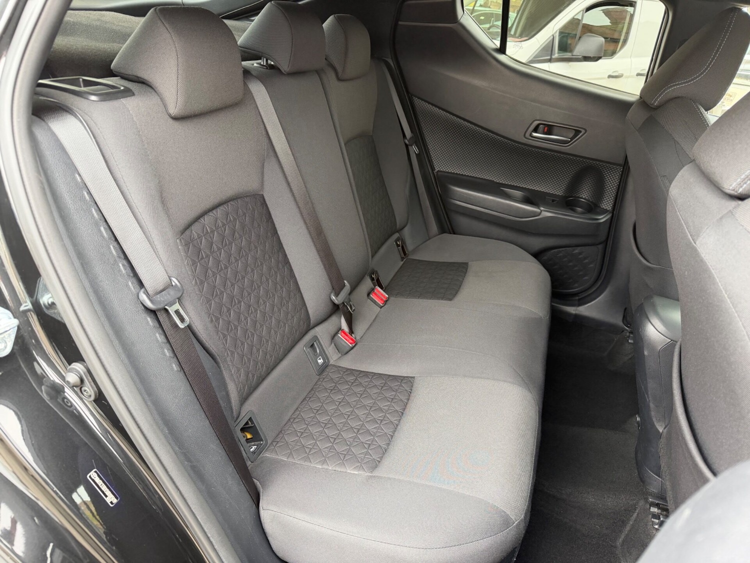 Used Toyota C-HR 2021 for sale - 77617974: Photo 7