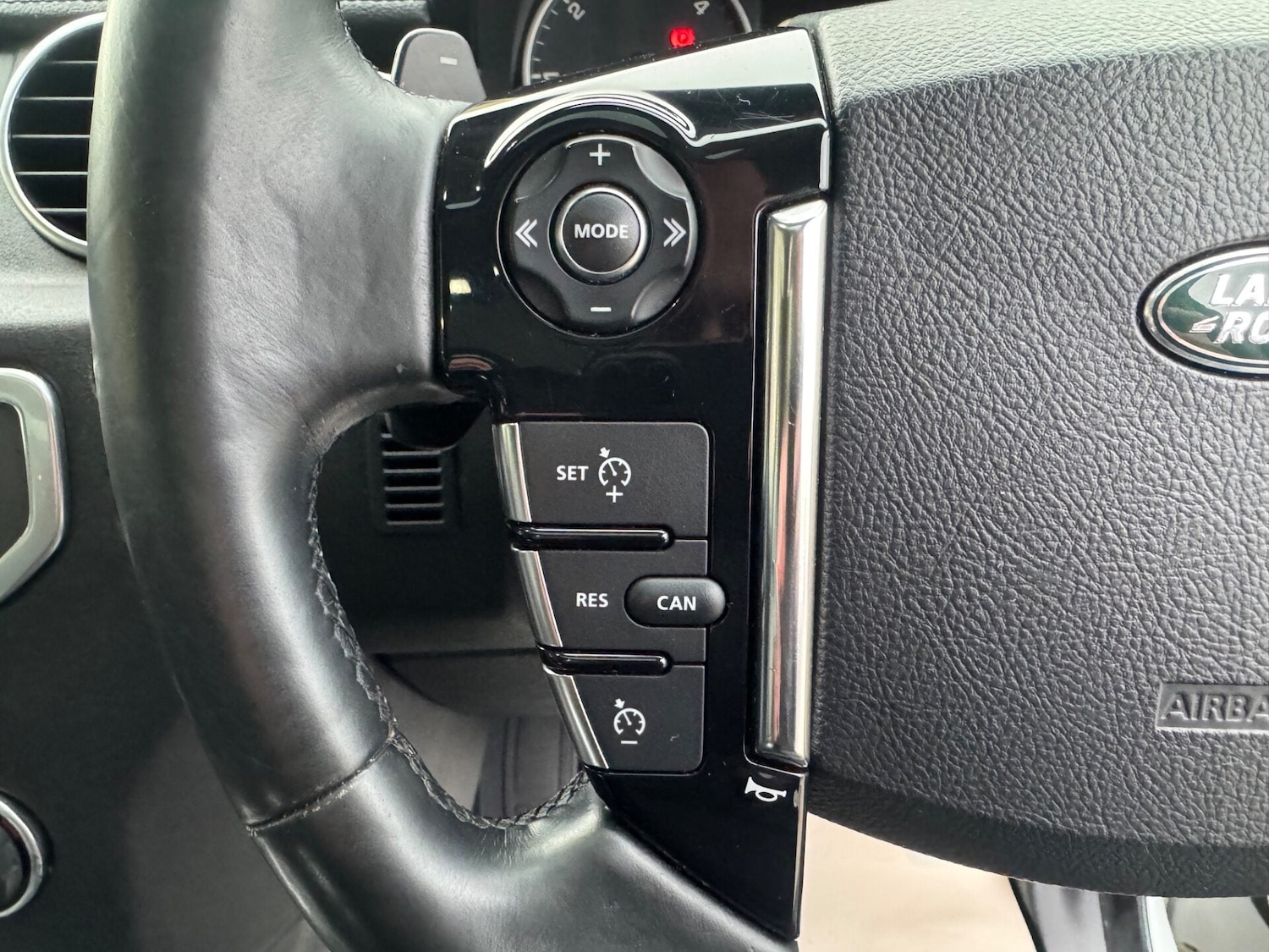 Used Land Rover Discovery 2015 for sale - 77407421: Photo 12